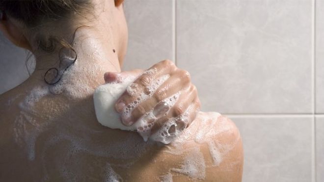 Five Reasons Some People Prefer Bars of Soap to Liquid Soap